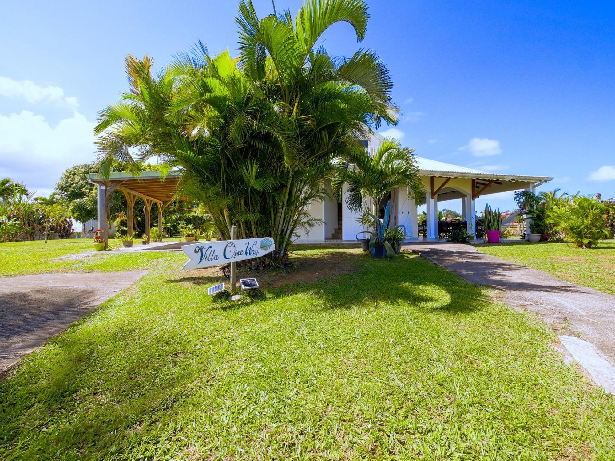 Villa Oneway, Piscine Privee, Classee 3 Etoiles Sainte-Rose Exterior foto
